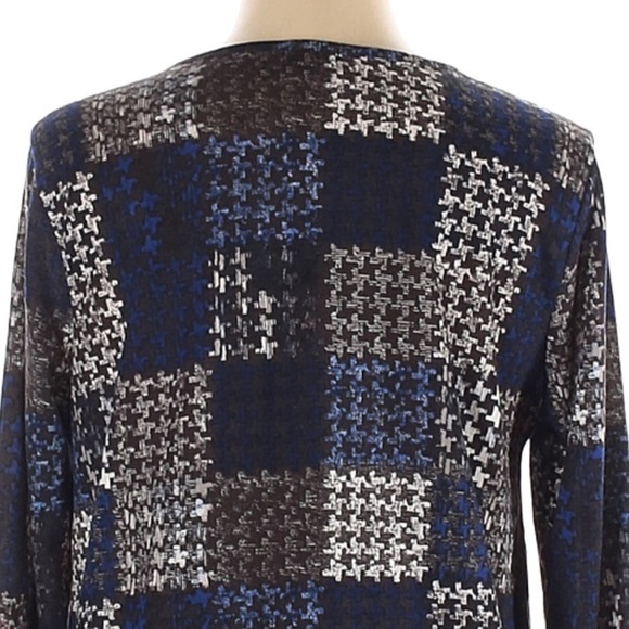 New Direction XL blue asymmetrical long sleeve top - Picture 5 of 10